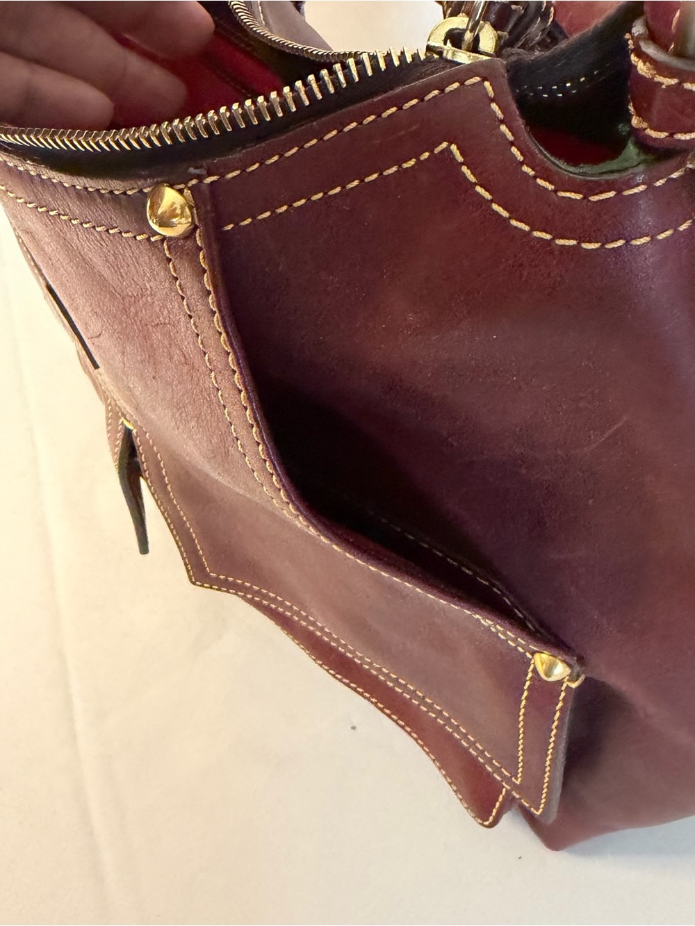 Dooney & Bourke Florentine Kingston Bordeaux Leather Hobo Shoulder Bag - Picture 4 of 15